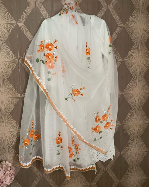 2Pc Lawn Handpainted Suit - Image 2